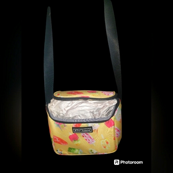 BETSEY JOHNSON ICE CREAM LUNCH TOTE NWT - Picture 1 of 9